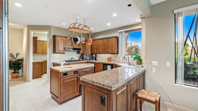 42460-buccaneer-ct-bermuda-dunes-ca-buildingphoto-52