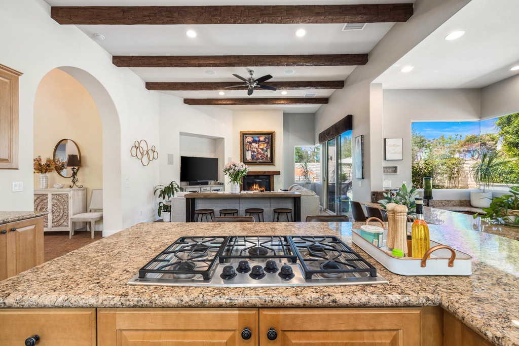 50070-palencia-ct-la-quinta-ca-buildingphoto-26