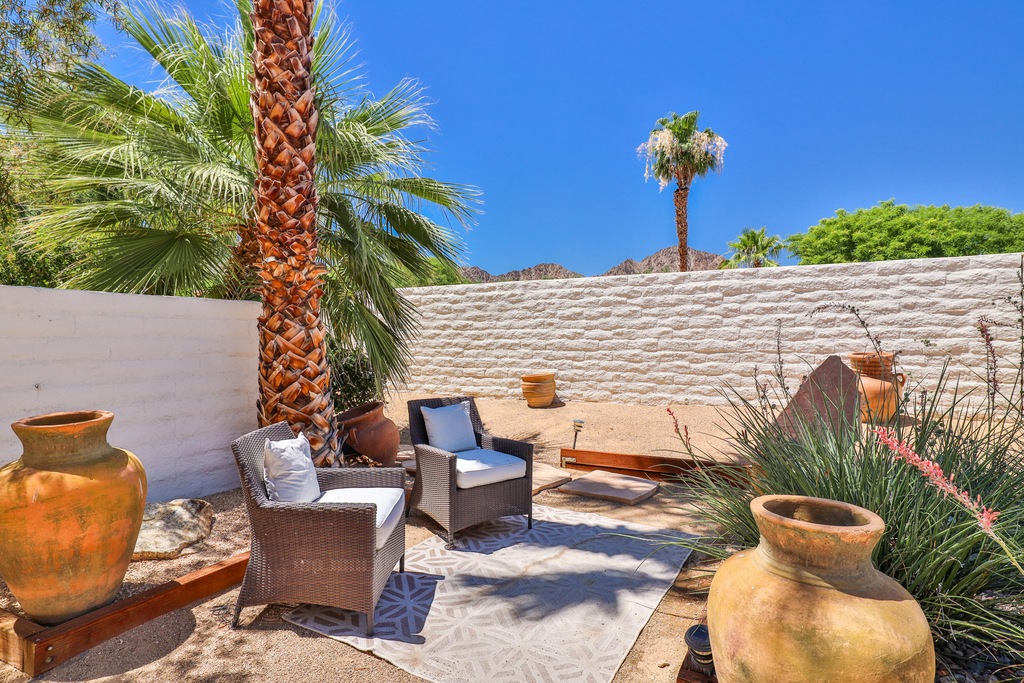 50070-palencia-ct-la-quinta-ca-buildingphoto-53