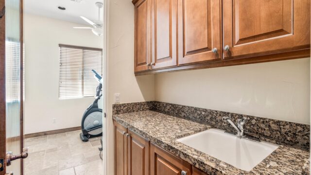 50095-malaga-ct-la-quinta-ca-buildingphoto-31