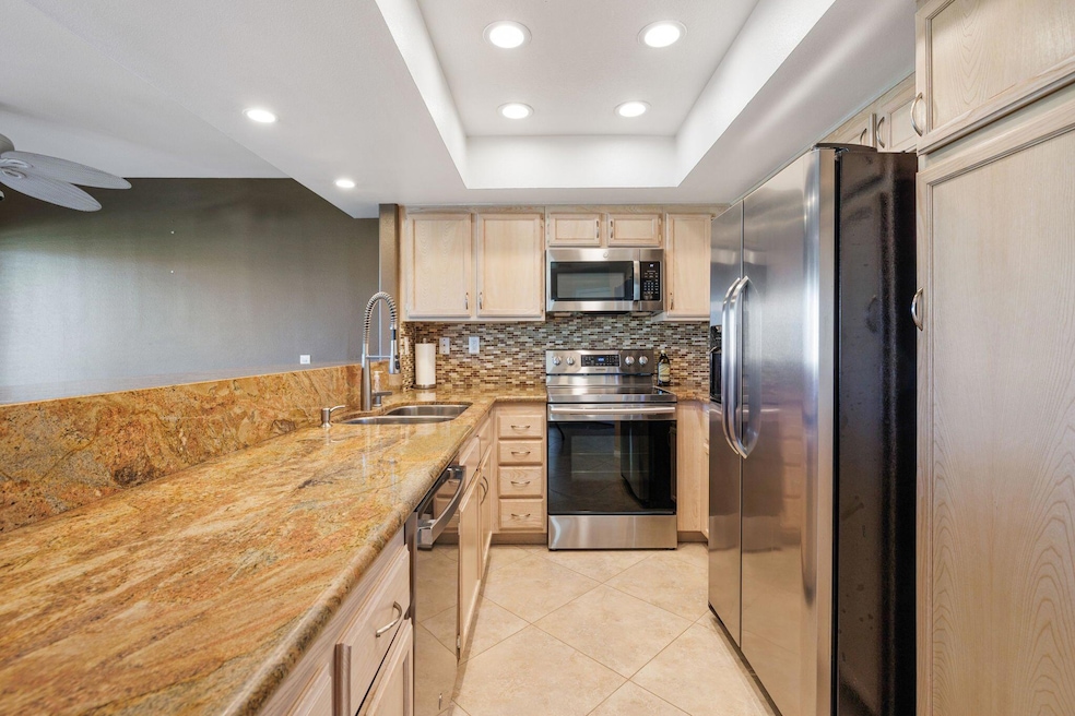78317-scarlet-ct-la-quinta-ca-buildingphoto-13