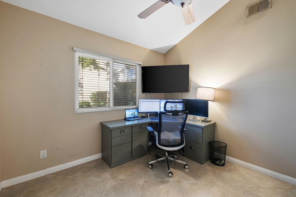 78317-scarlet-ct-la-quinta-ca-buildingphoto-21