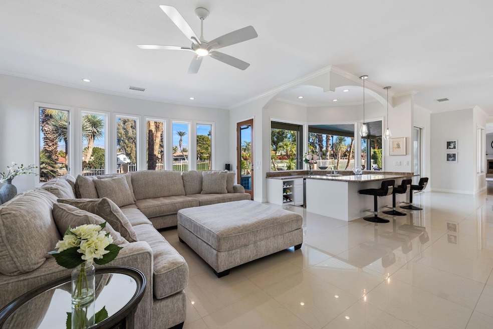 79570-saint-margarets-bay-bermuda-dunes-ca-buildingphoto-11