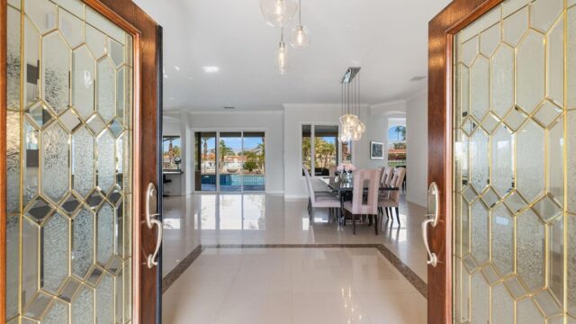 79570-saint-margarets-bay-bermuda-dunes-ca-buildingphoto-3