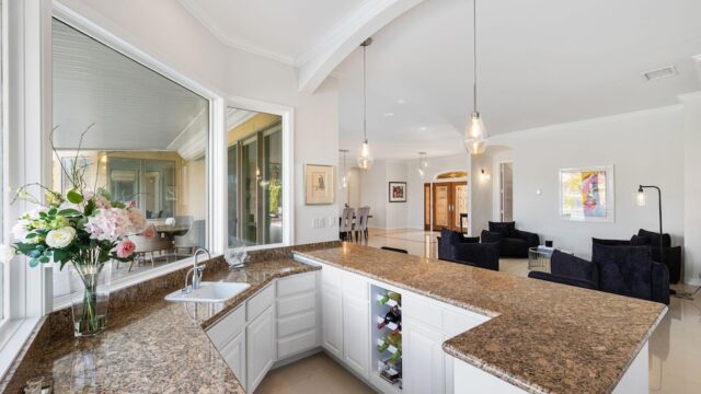 79570-saint-margarets-bay-bermuda-dunes-ca-buildingphoto-34