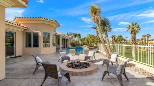 79570-saint-margarets-bay-bermuda-dunes-ca-buildingphoto-42
