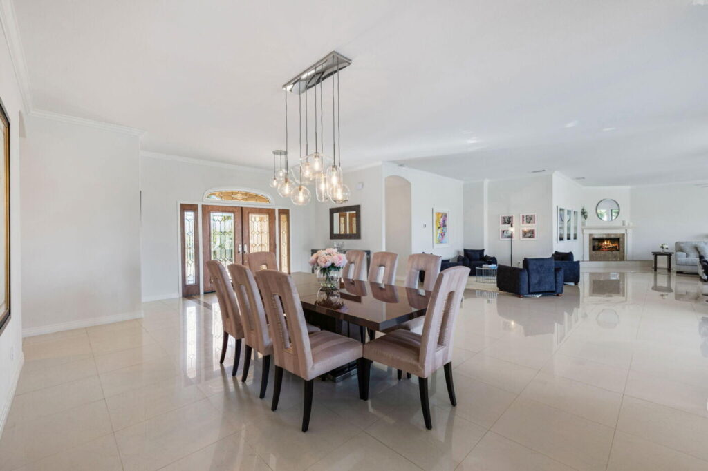 79570-st-margarets-bay-bermuda-dunes-ca-building-photo (10)