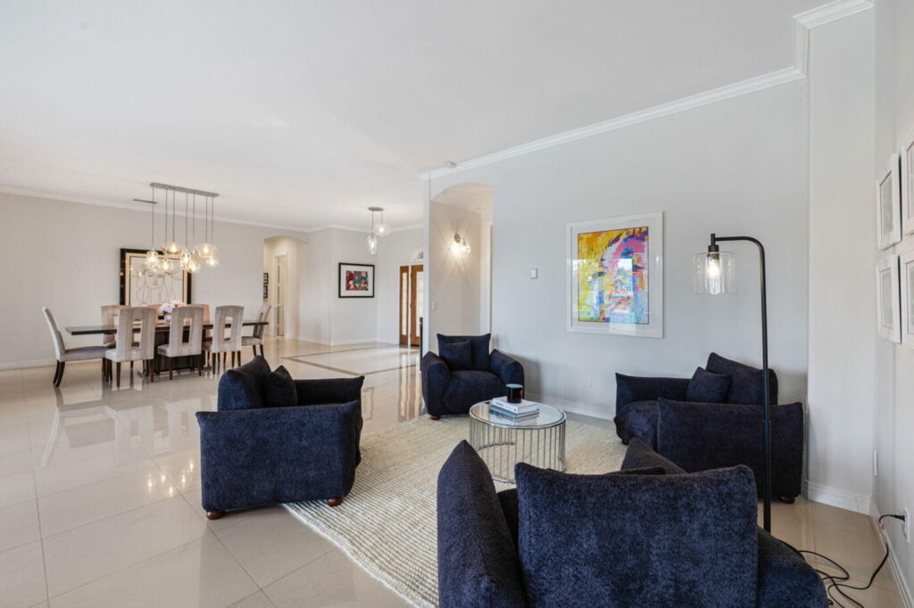 79570-st-margarets-bay-bermuda-dunes-ca-building-photo (12)