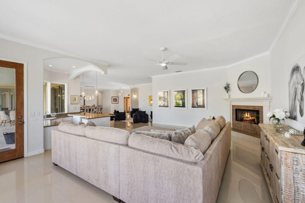 79570-st-margarets-bay-bermuda-dunes-ca-building-photo (14)