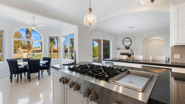 79570-st-margarets-bay-bermuda-dunes-ca-building-photo (19)