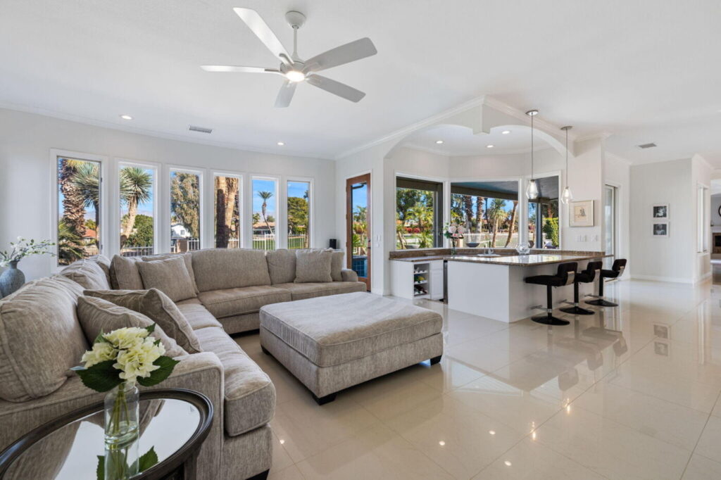 79570-st-margarets-bay-bermuda-dunes-ca-building-photo (64)