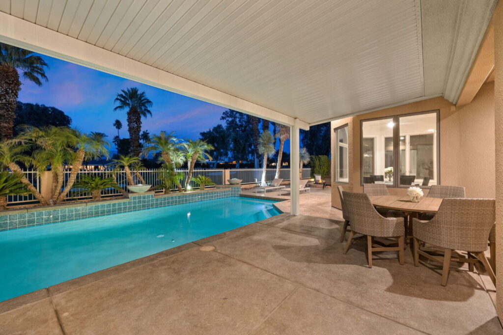 79570-st-margarets-bay-bermuda-dunes-ca-building-photo (69)
