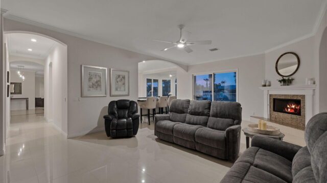 79570-st-margarets-bay-bermuda-dunes-ca-building-photo (76)