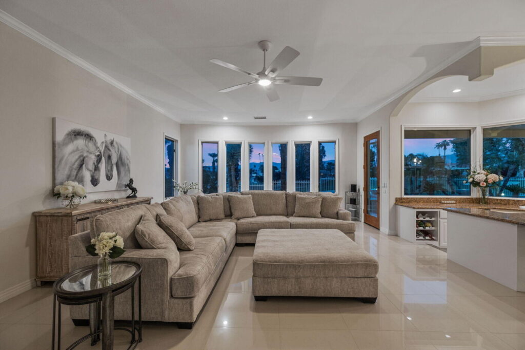 79570-st-margarets-bay-bermuda-dunes-ca-building-photo (82)