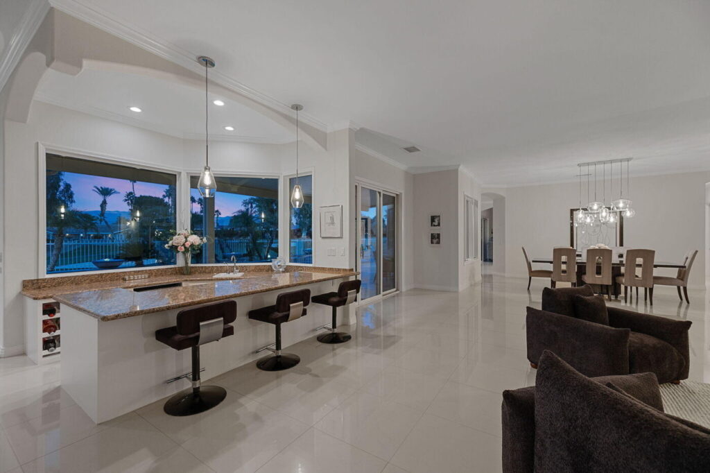 79570-st-margarets-bay-bermuda-dunes-ca-building-photo (83)