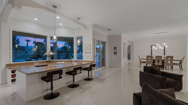 79570-st-margarets-bay-bermuda-dunes-ca-building-photo (83)